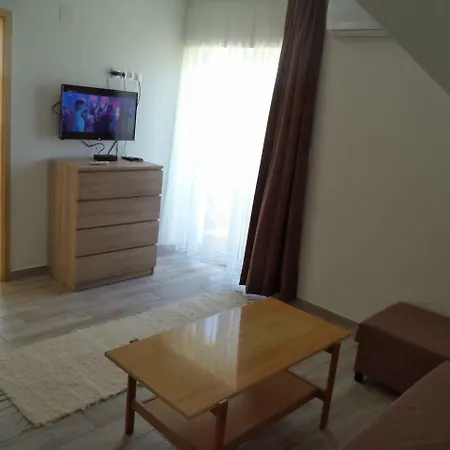 Hullay Apartman Balatongyörök